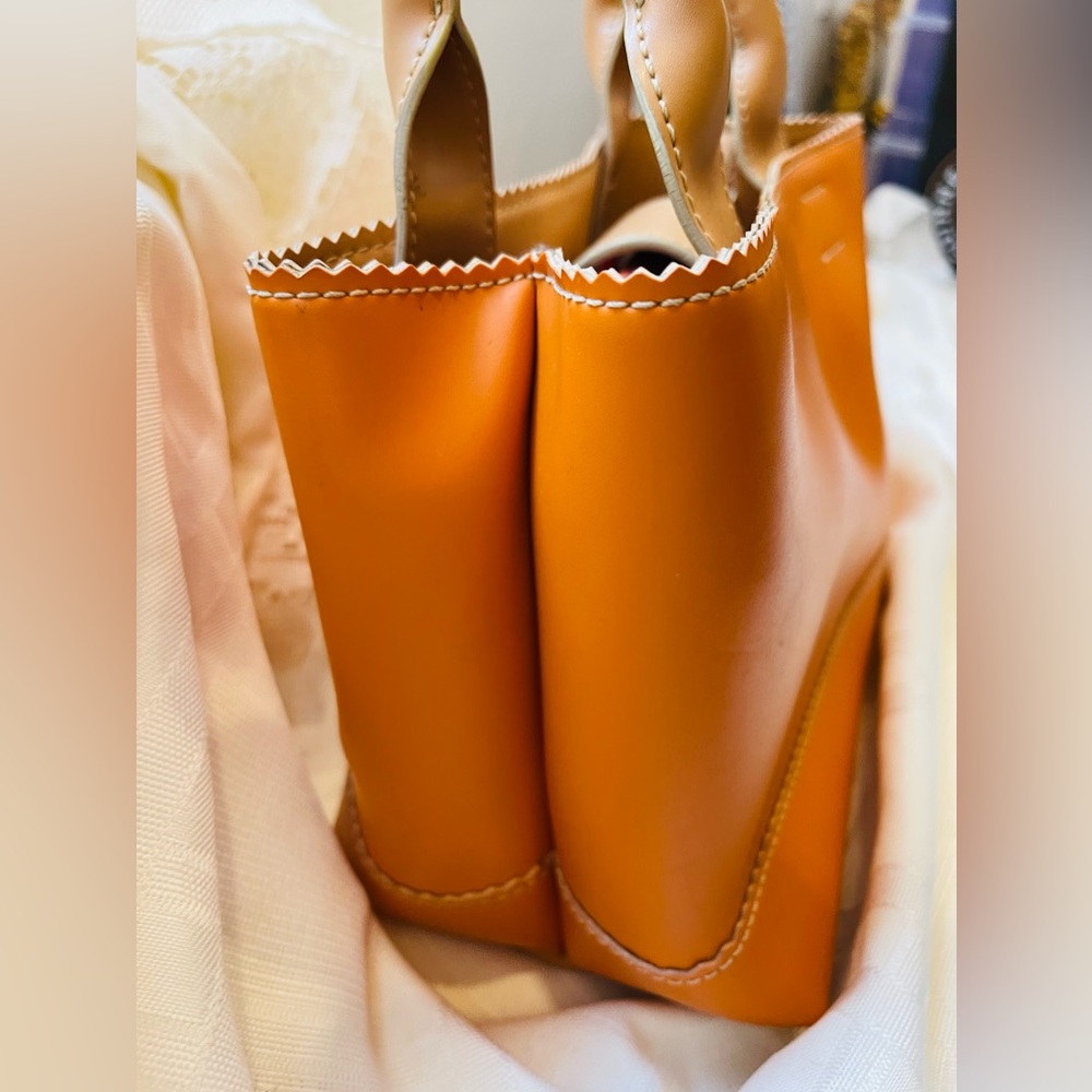 MAXX leather handbag - orange and beige